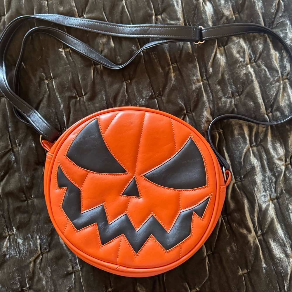 Spooky Orange and Black Jack-o'-Lantern Crossbody Bag